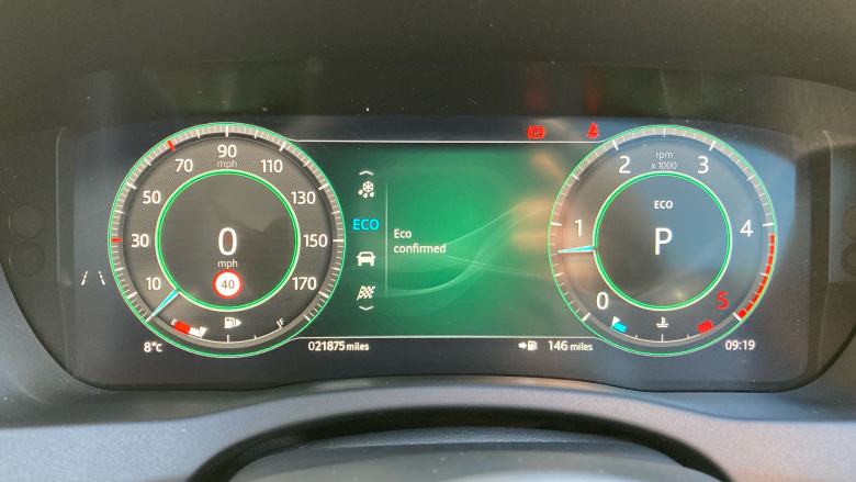 Jaguar XE 2.0 D200 R-Dynamic SE Black 4dr Auto Diesel Saloon